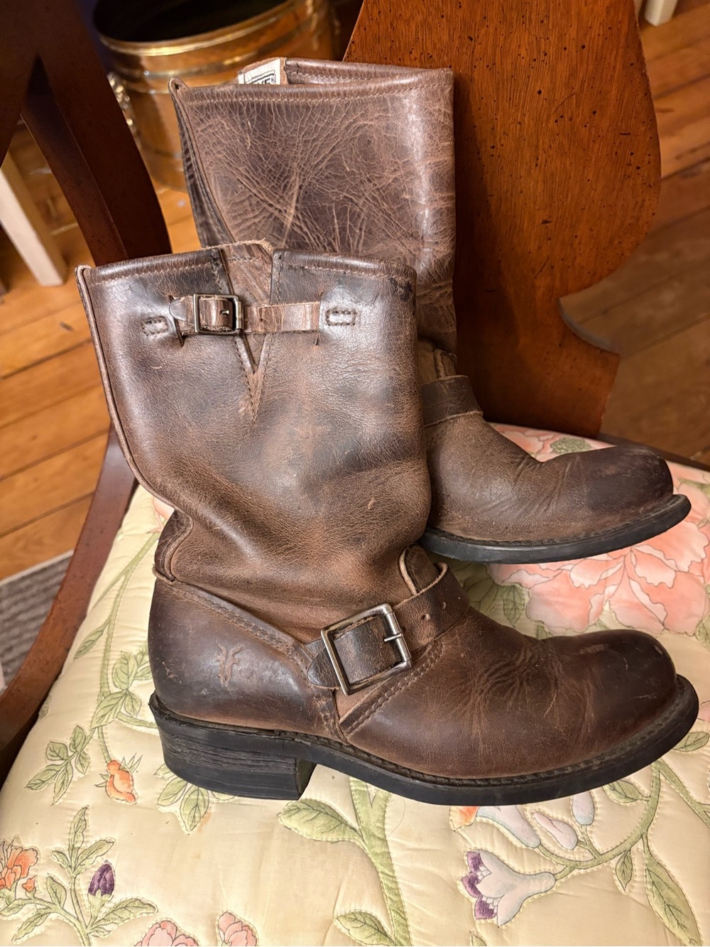 Women’s Frye Engineer Brown Leather Boots size 7.5